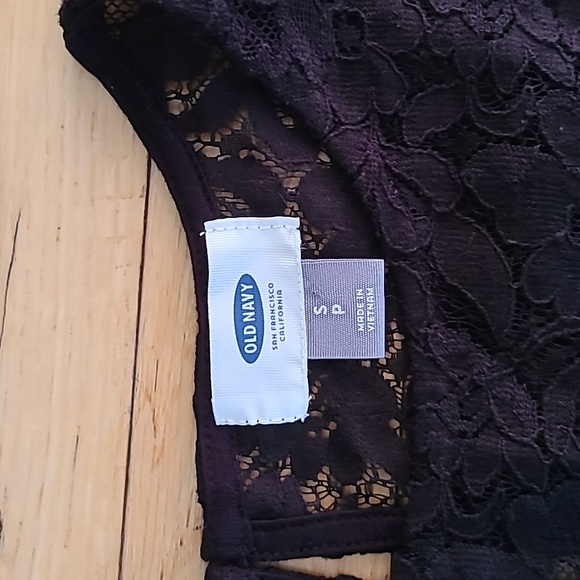 Old navy size S NWT - Picture 3 of 6